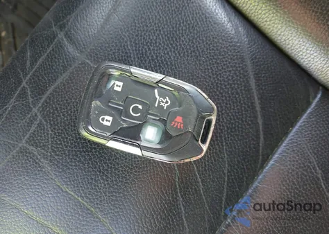 2018 Chevrolet Tahoe Lt z USA, uszkodzony, nr VIN 1GNSKBKC9JR100978